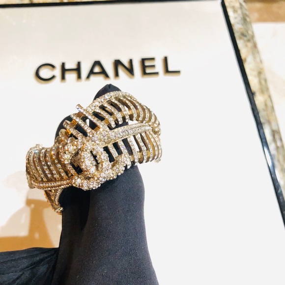 Chanel crystal double cuff - Picture 2 of 8